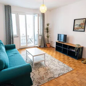 Living Opera Apartment