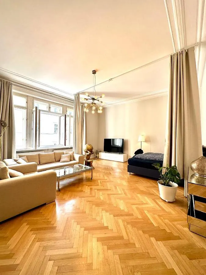 Stephansdom Apartment Viyana